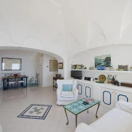 Sleeps 6 T721533
